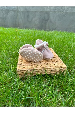 KAYDIRMAZ TABANLI PATİK