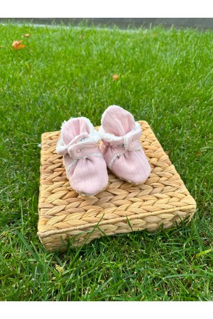 KAYDIRMAZ TABANLI PATİK