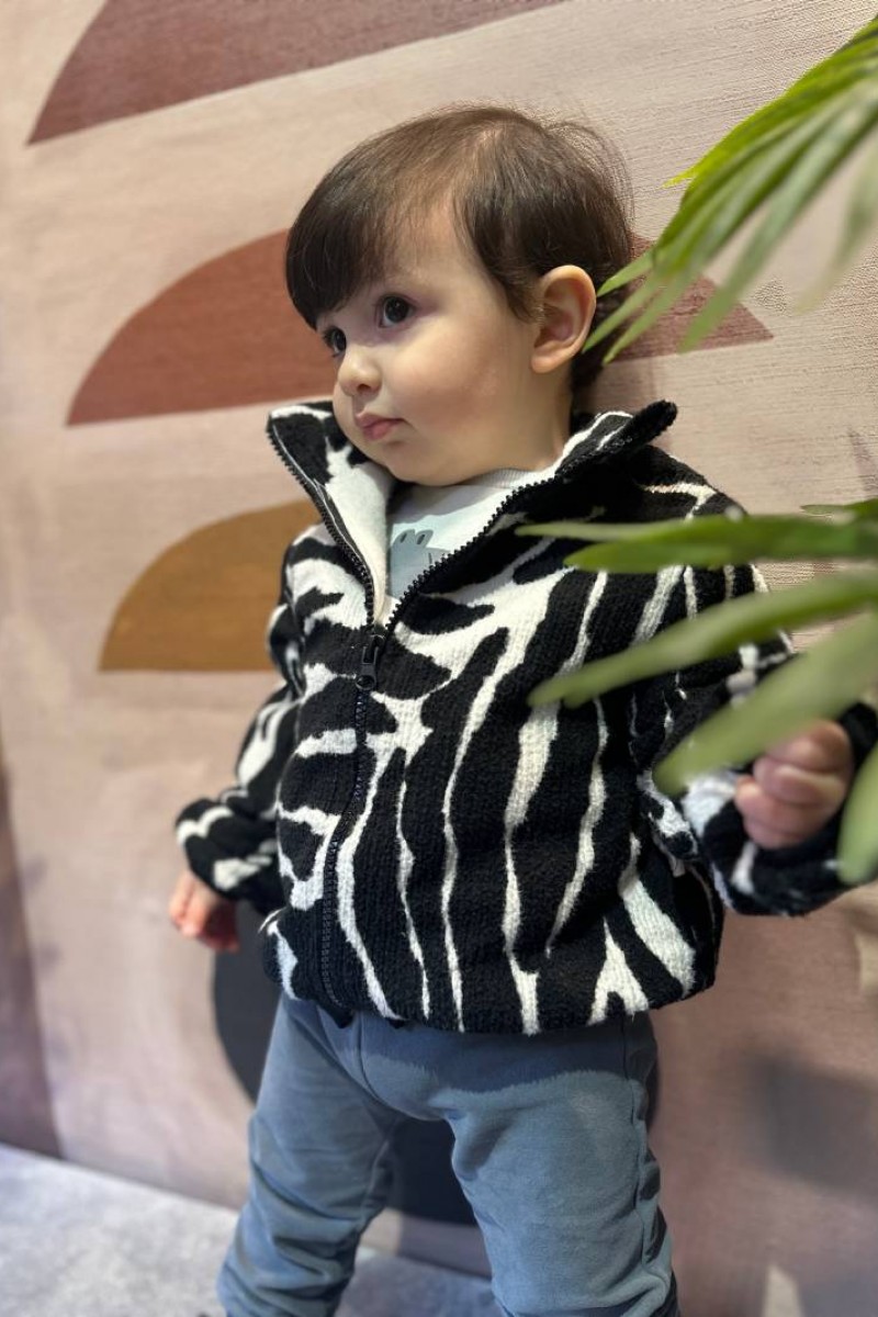 İçi Beyaz Polar Peluş Mont