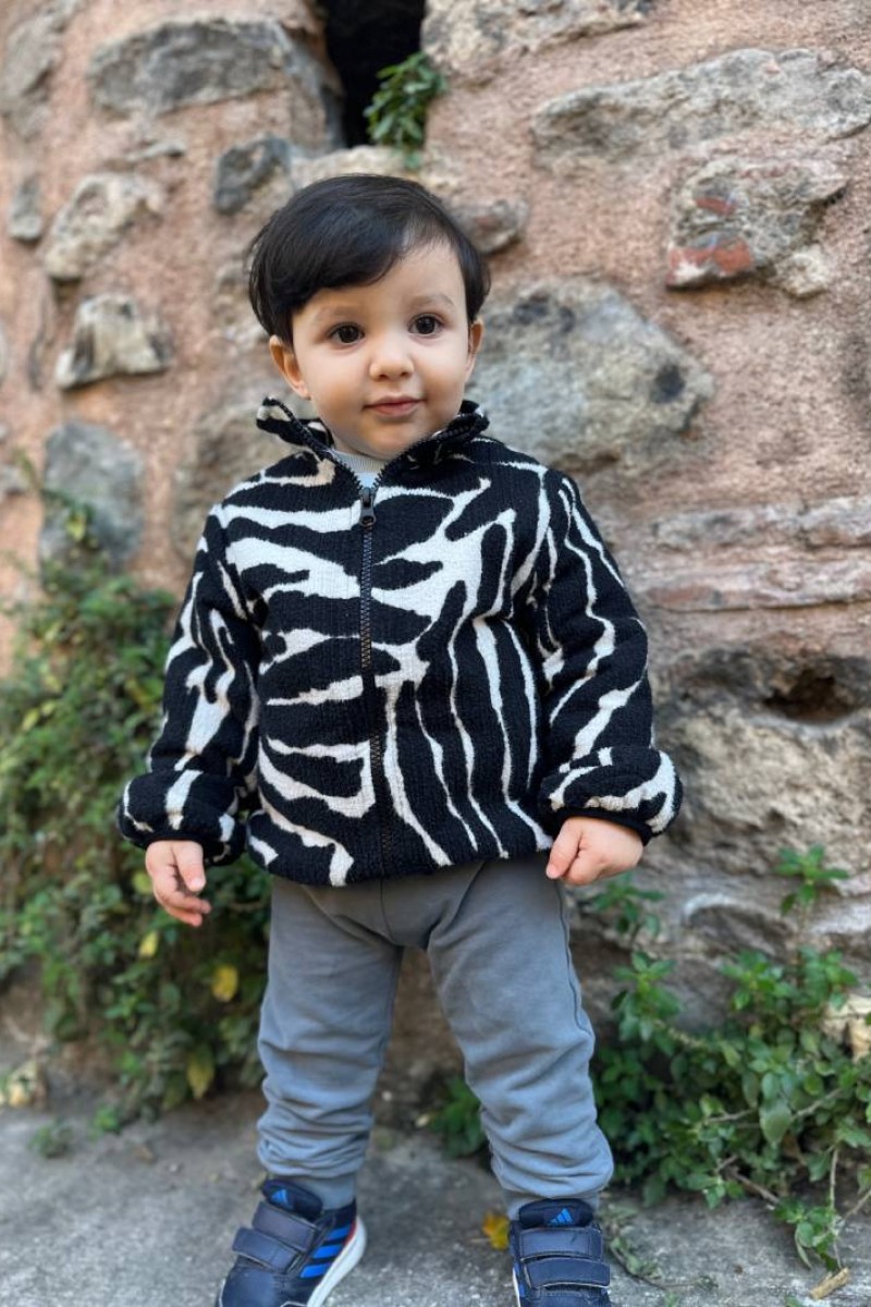 İçi Beyaz Polar Peluş Mont