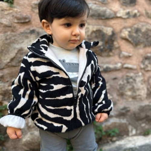 İçi Beyaz Polar Peluş Mont